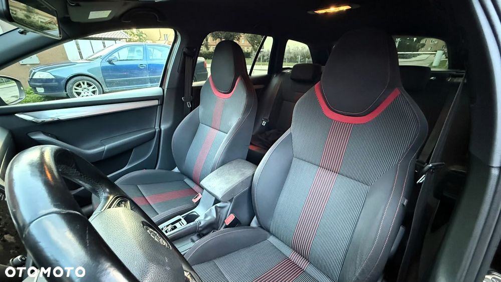 Skoda Octavia 2.0 TDI SCR Ambition DSG - 8