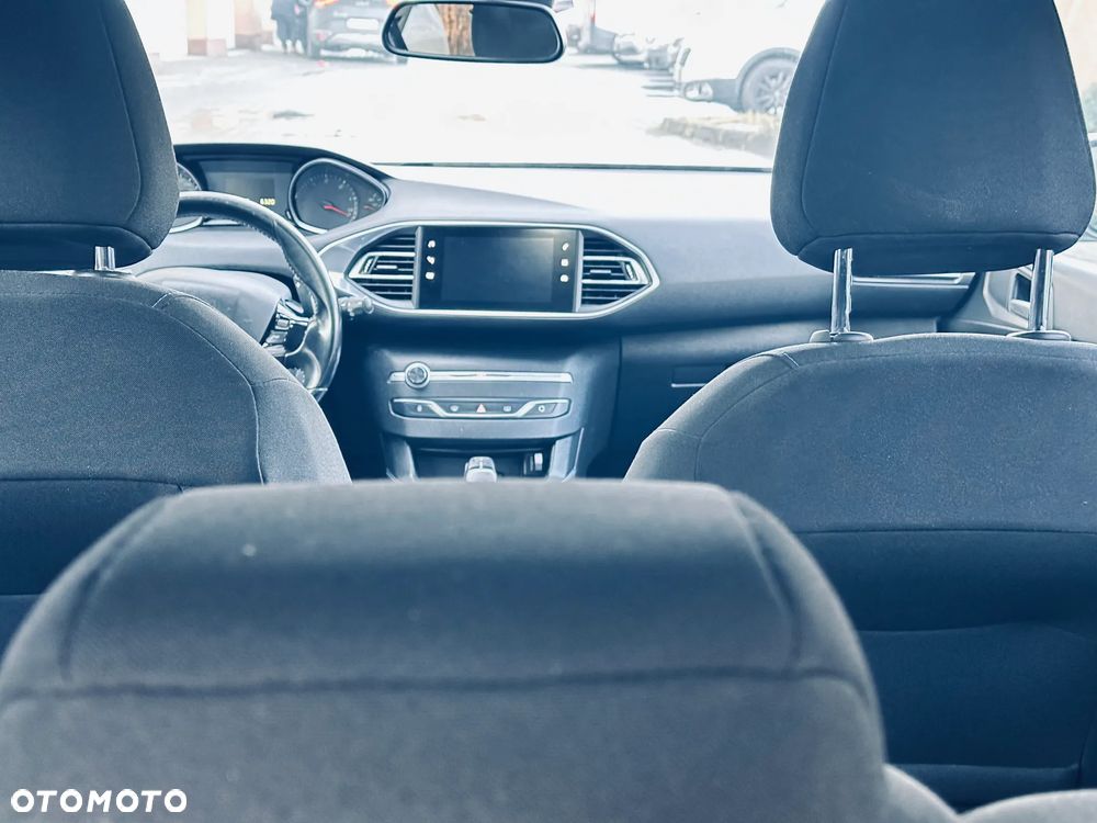 Peugeot 308 BlueHDi 130 EAT6 Stop & Start Allure - 14