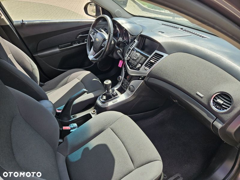 Chevrolet Cruze 1.8 LT - 5