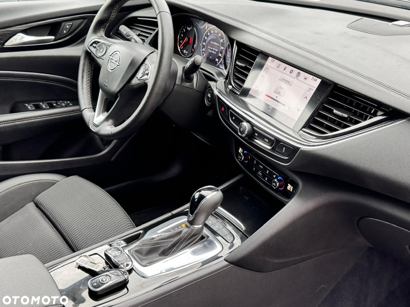 Opel Insignia 2.0 CDTI automatik Business Innovation - 30