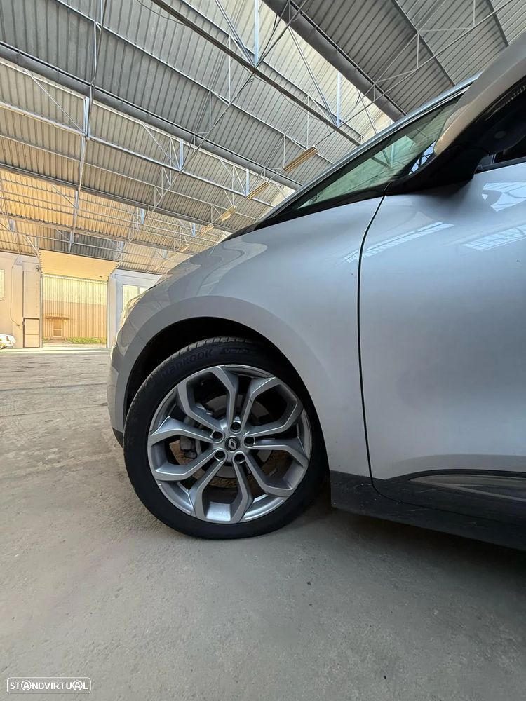 Renault Scénic 1.6 DCi Bose Edtion SS - 2