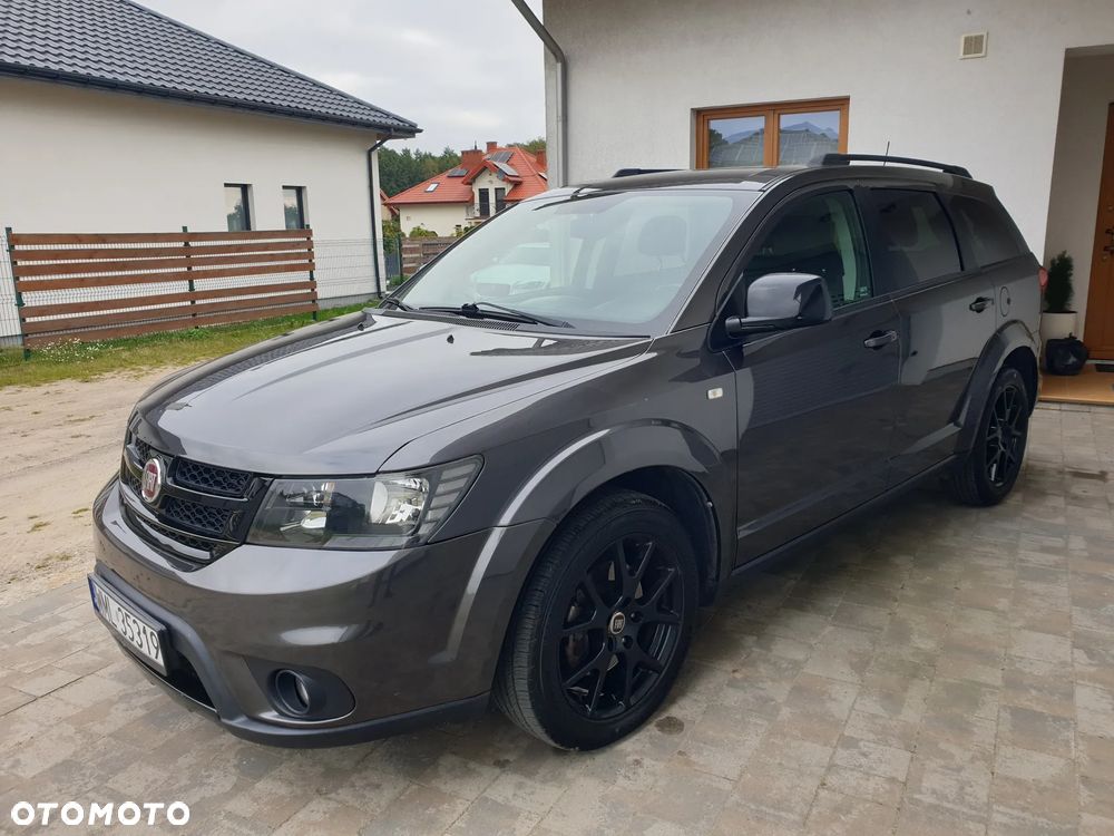Fiat Freemont 2.0 Multijet Black Code AWD - 3