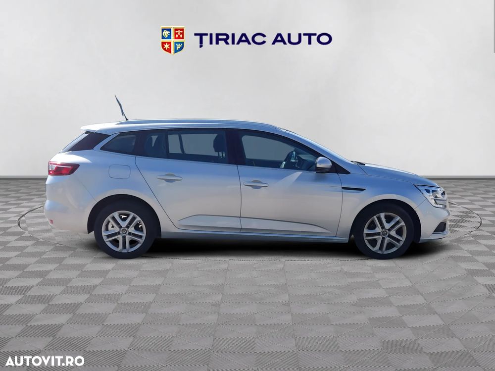 Renault Megane - 7