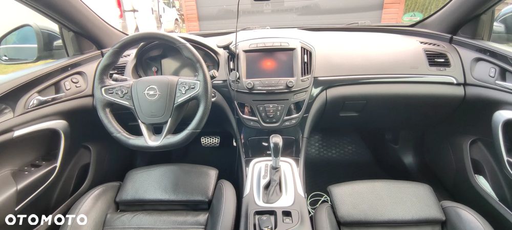 Opel Insignia - 12