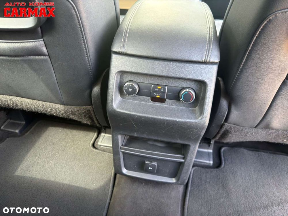 Ford Galaxy - 32