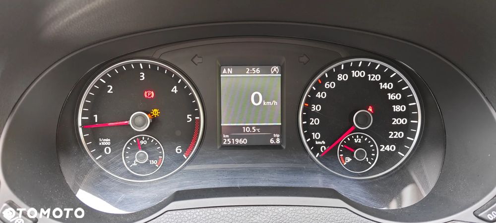 Volkswagen Sharan 2.0 TDI DSG BlueMotion Technology Life - 27