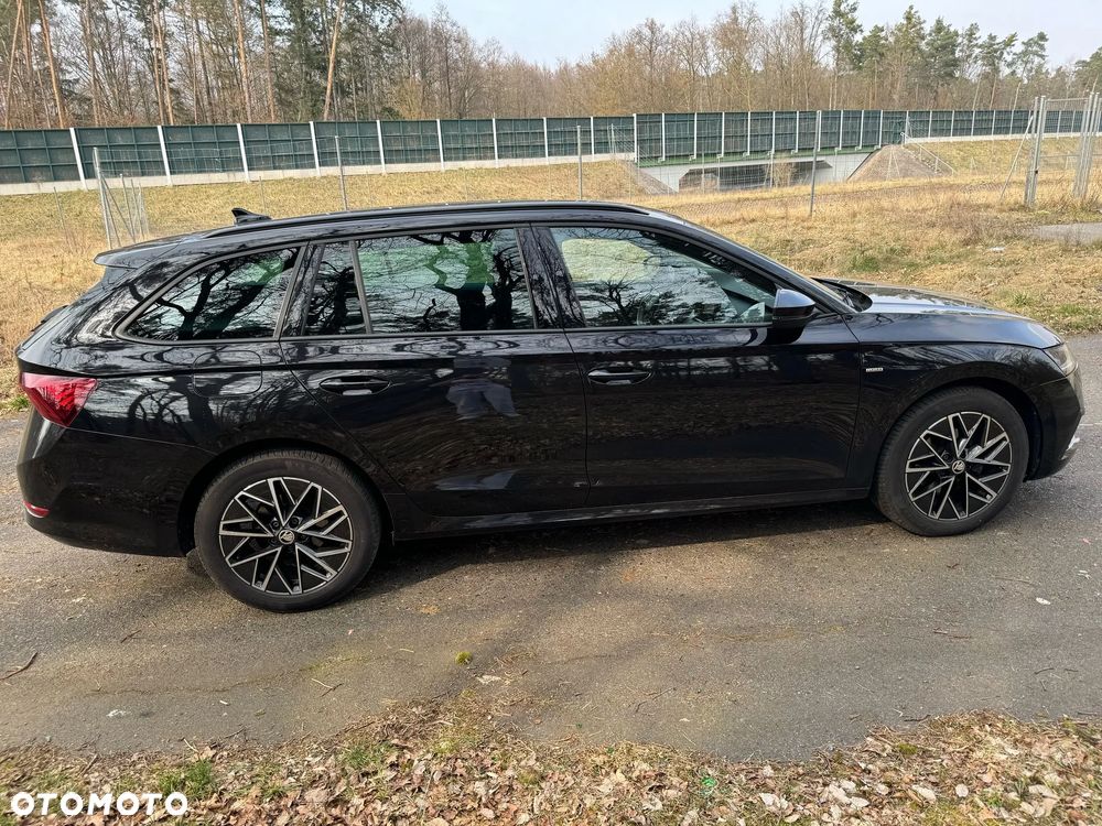 Skoda Octavia 2.0 TDI DSG Clever - 8