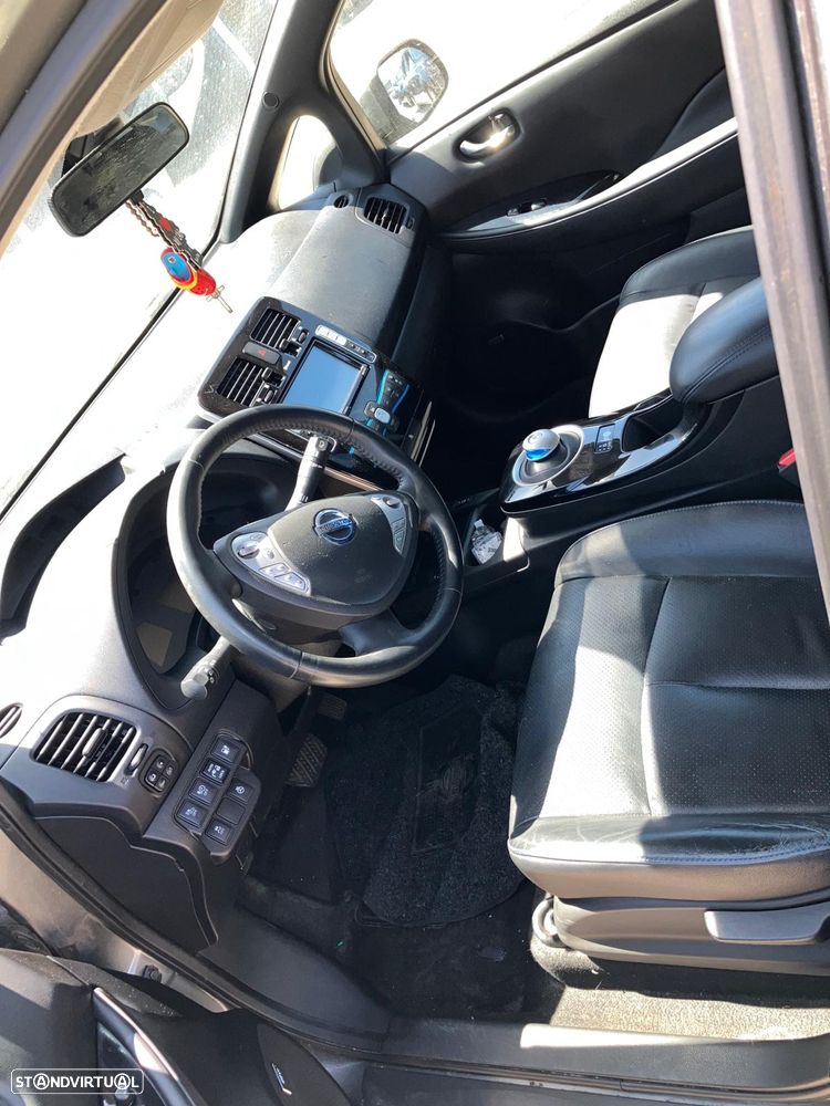 Nissan Leaf para peças - 6
