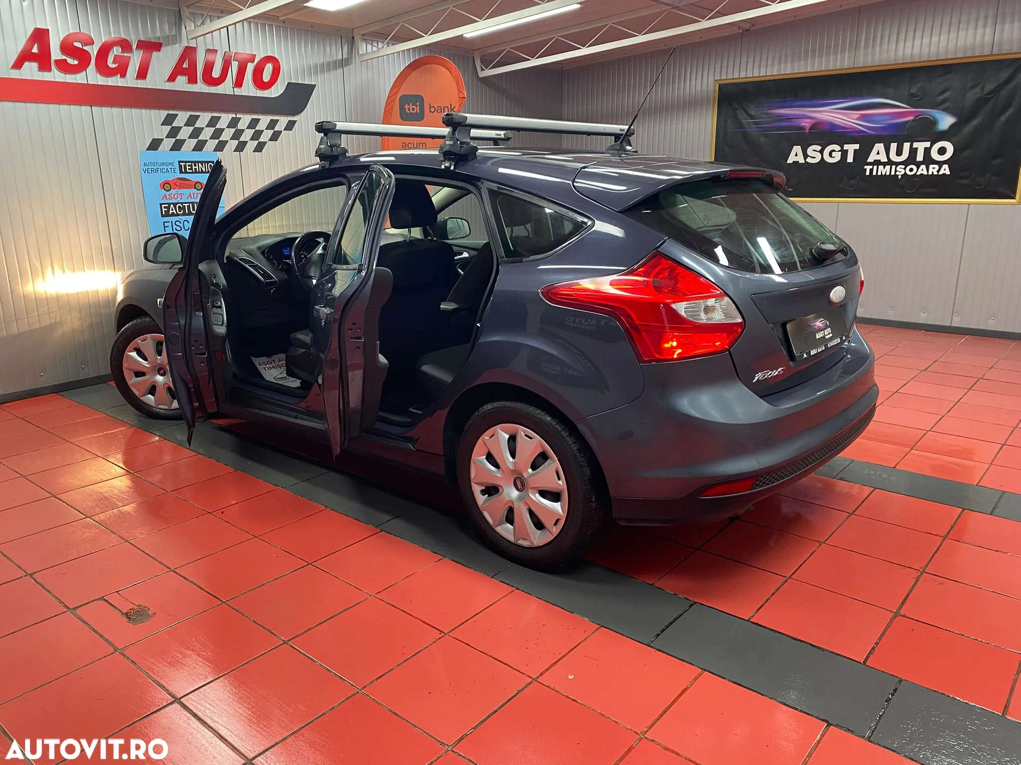 Ford Focus - 17