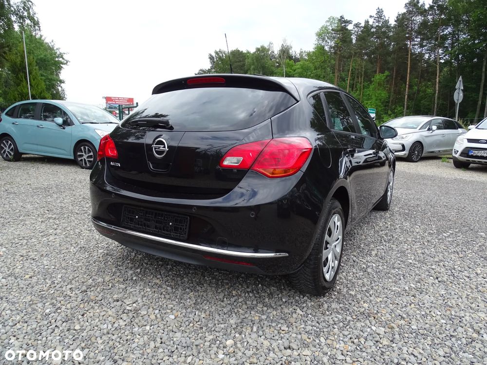 Opel Astra - 8