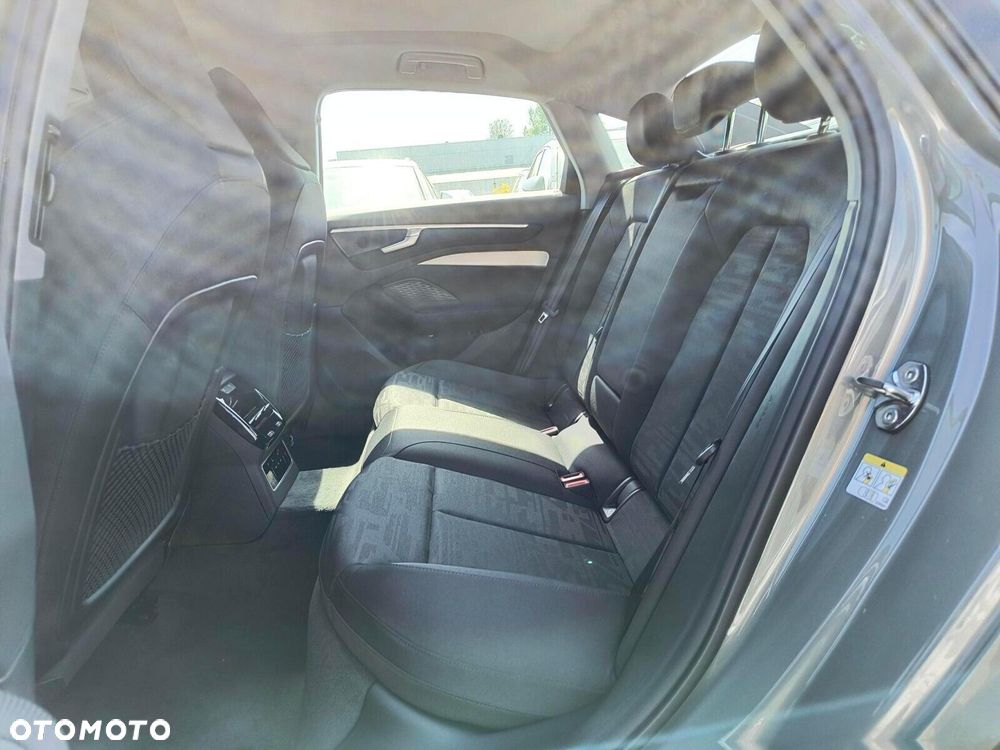 Audi A6 Limousine - 9