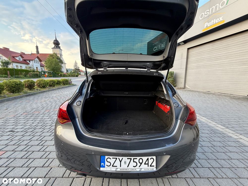 Opel Astra 1.4 Turbo Cosmo - 24