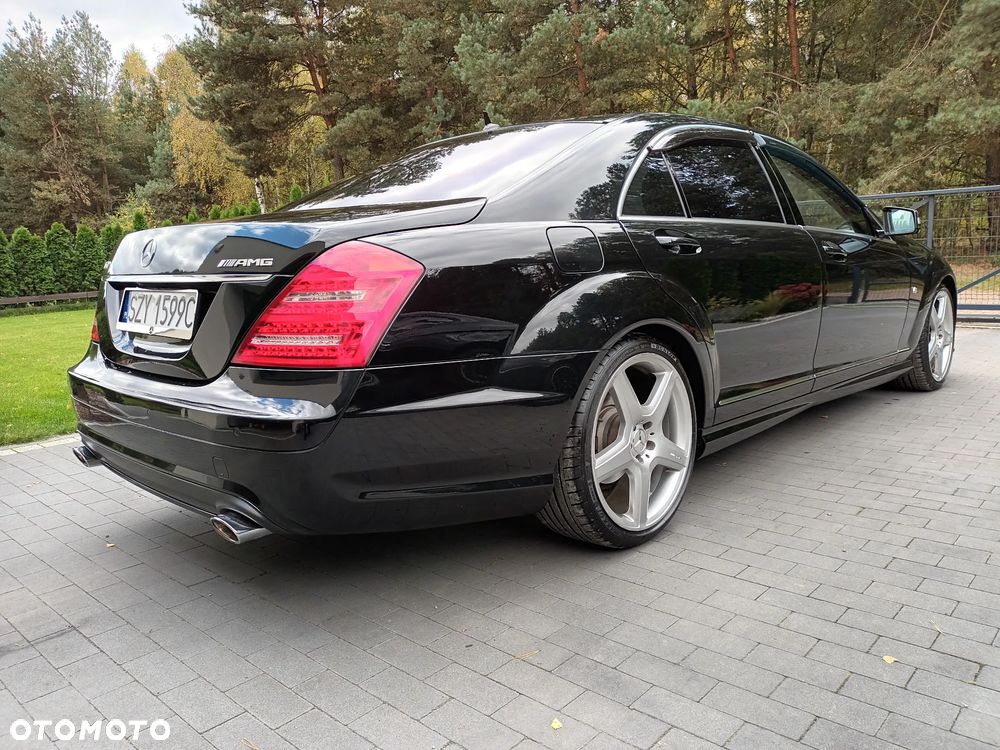 Mercedes-Benz S-Class 2005 photo 3