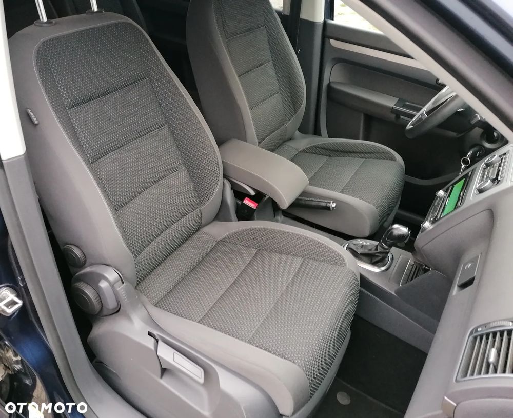 Volkswagen Touran 2.0 TDI DPF DSG Highline - 17