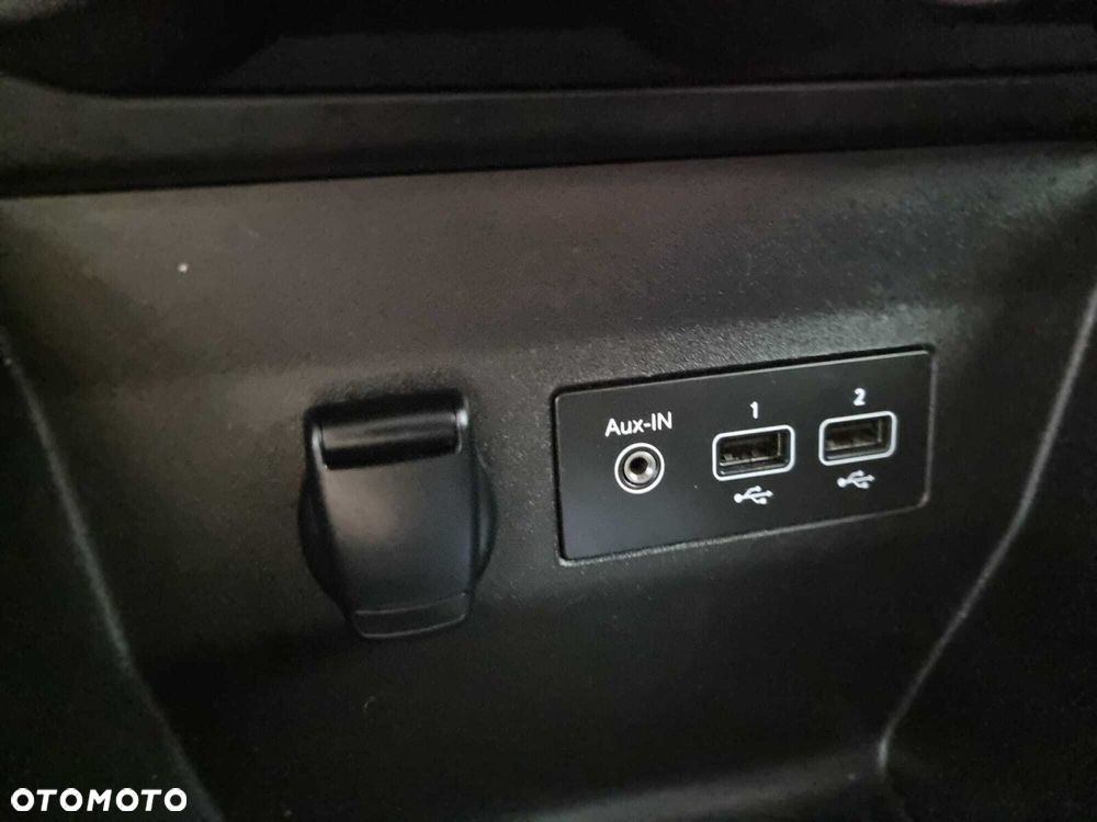 Renault Clio - 28
