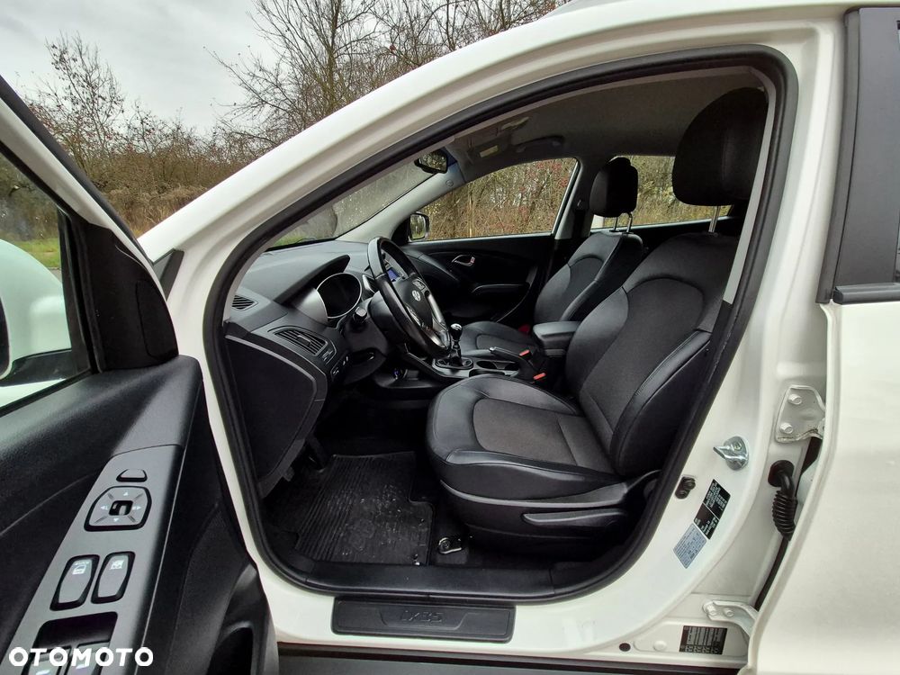 Hyundai ix35 1.6 GDI Premium 2WD - 24