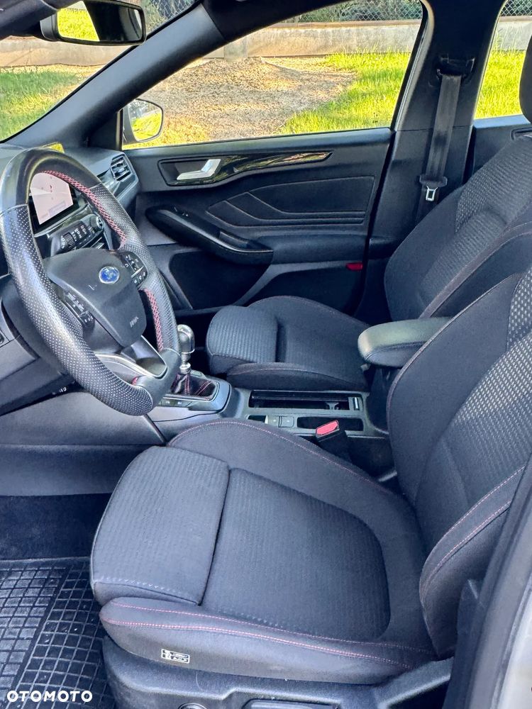 Ford Focus 2.0 EcoBlue ST-Line - 23
