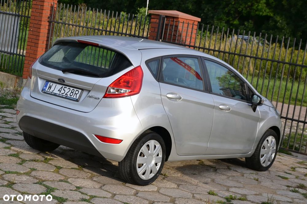 Ford Fiesta 1.25 Trend EU5 - 9