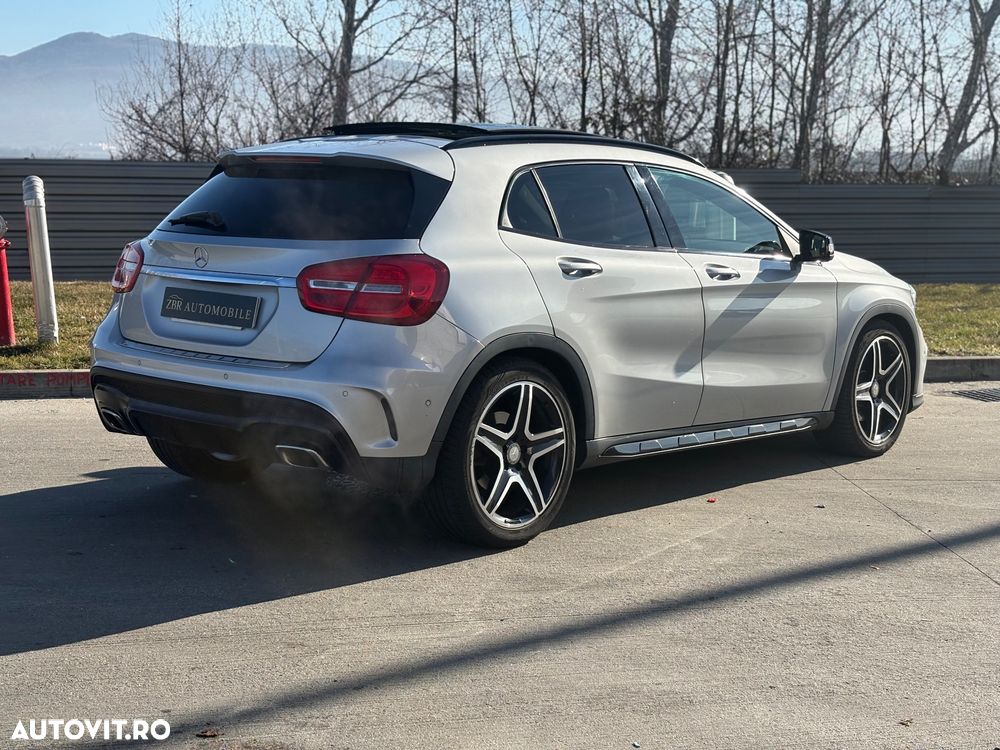 Mercedes-Benz GLA 220 CDI 4MATIC 7G-DCT AMG Line - 10