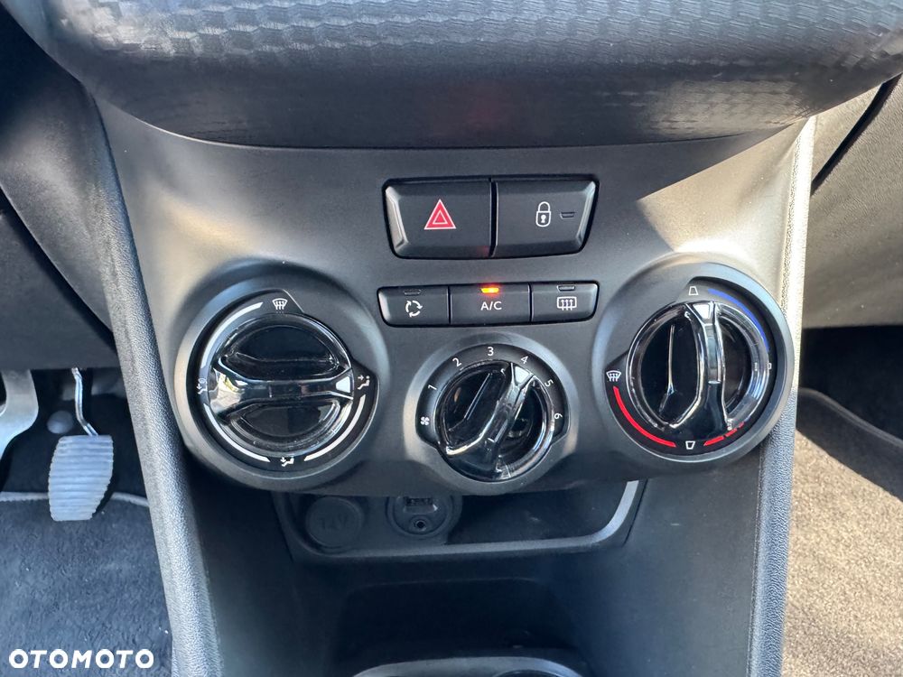 Peugeot 208 PureTech 82 Start & Stop Allure - 32