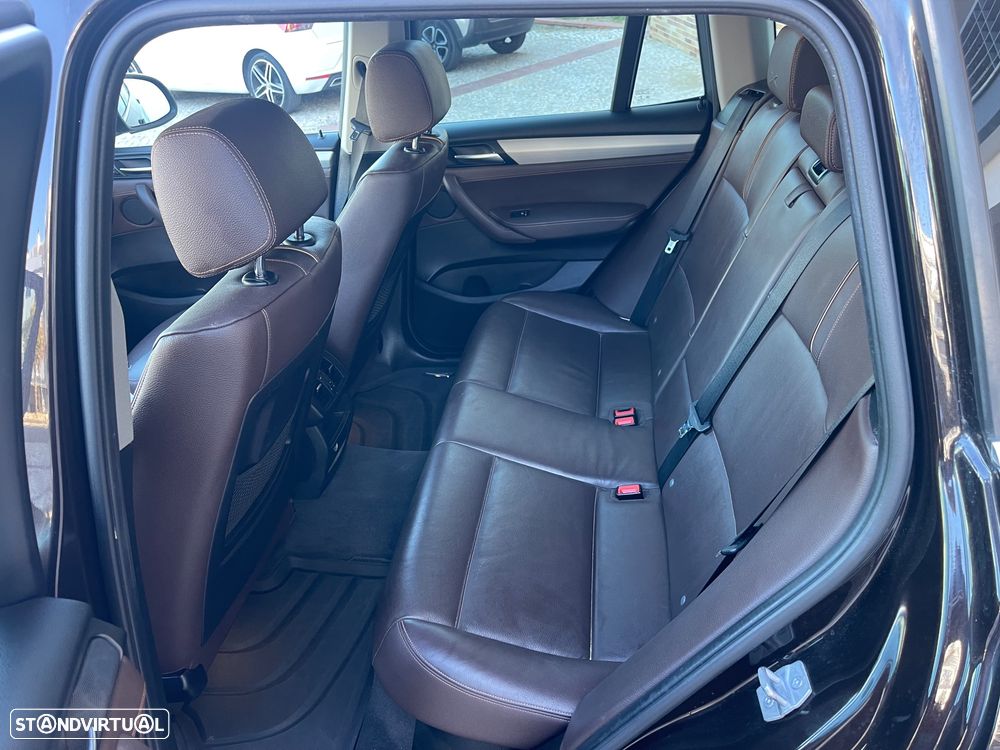 BMW X3 20 d xDrive Advantage Auto - 9