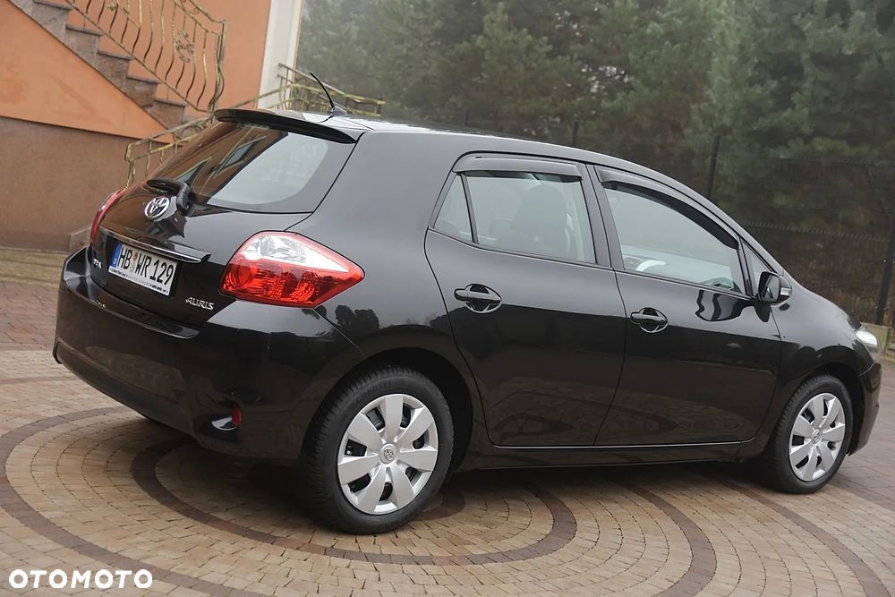 Toyota Auris - 8