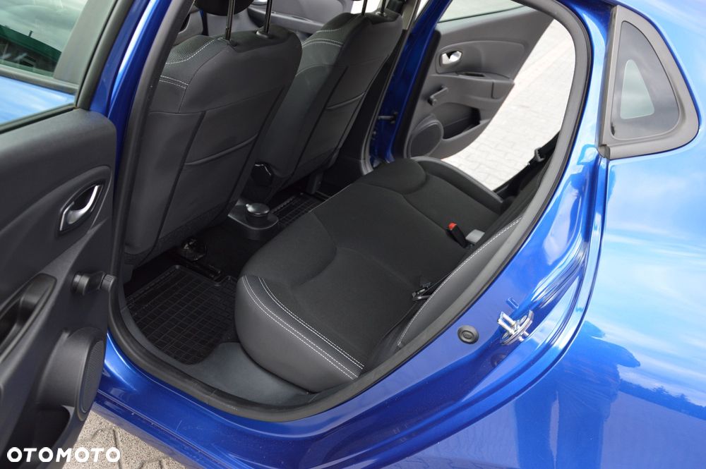 Renault Clio 1.2 16V Limited - 17
