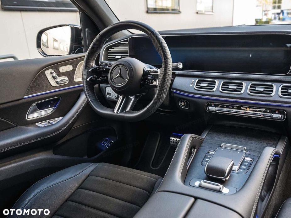 Mercedes-Benz GLE - 10