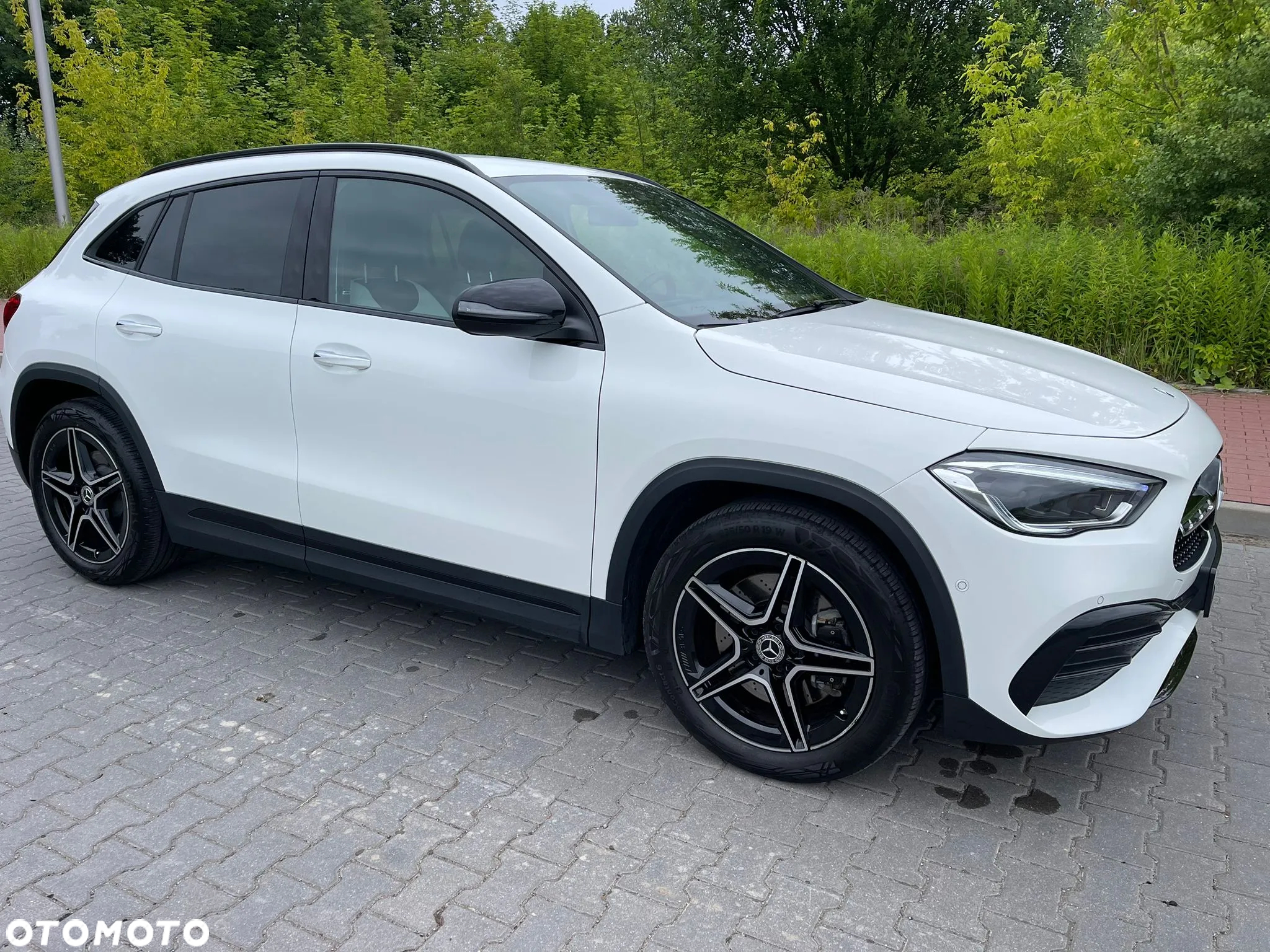 Mercedes-Benz GLA 250 4-Matic AMG Line - 2
