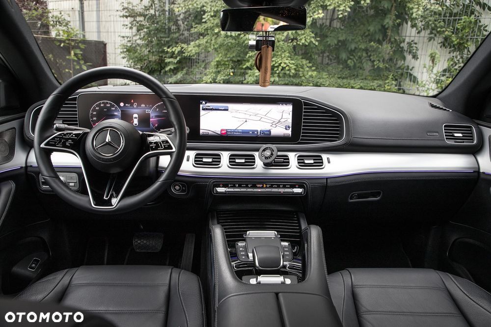 Mercedes-Benz GLE - 29