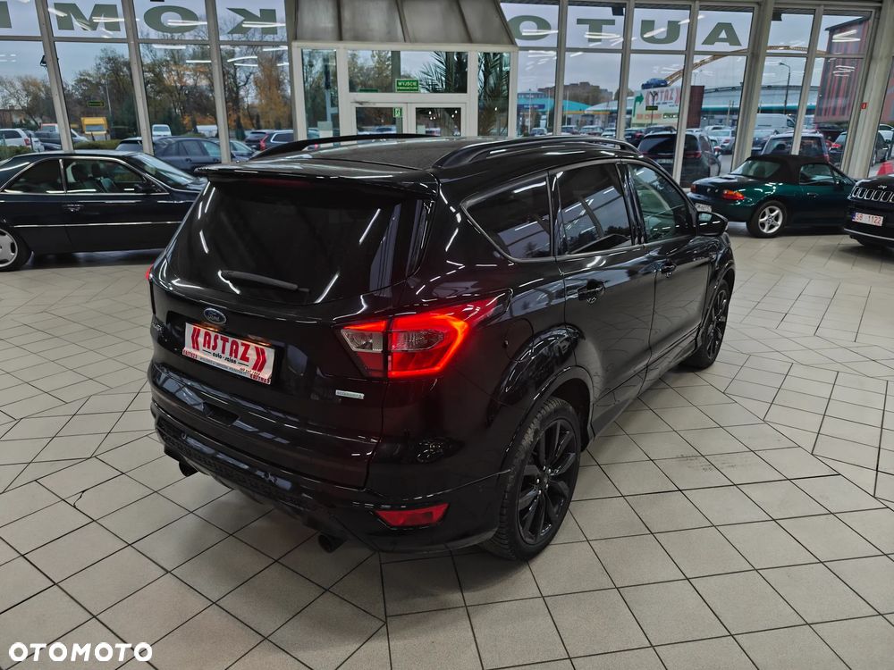 Ford Kuga 1.5 EcoBoost 2x4 ST-Line - 3