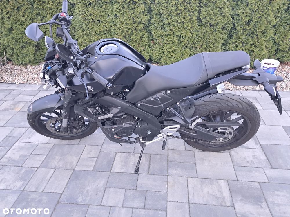 Yamaha MT - 2