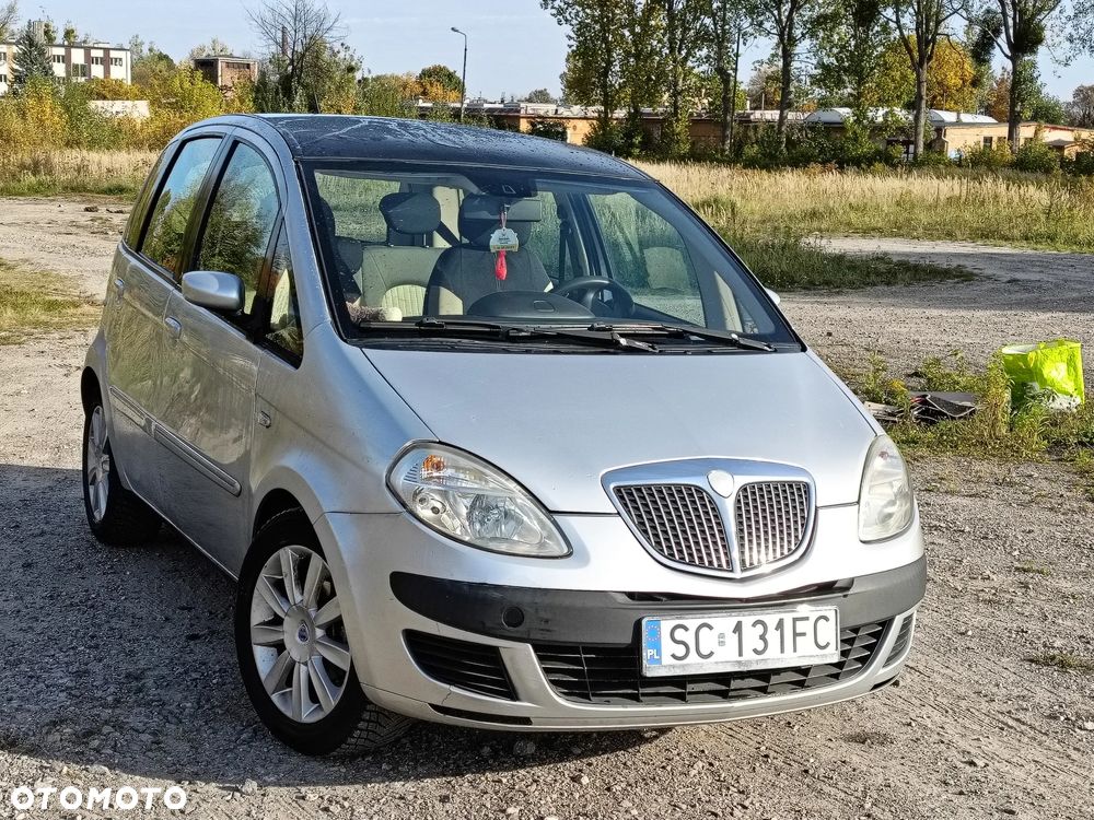 Lancia Musa 1.4 16V Oro - 3