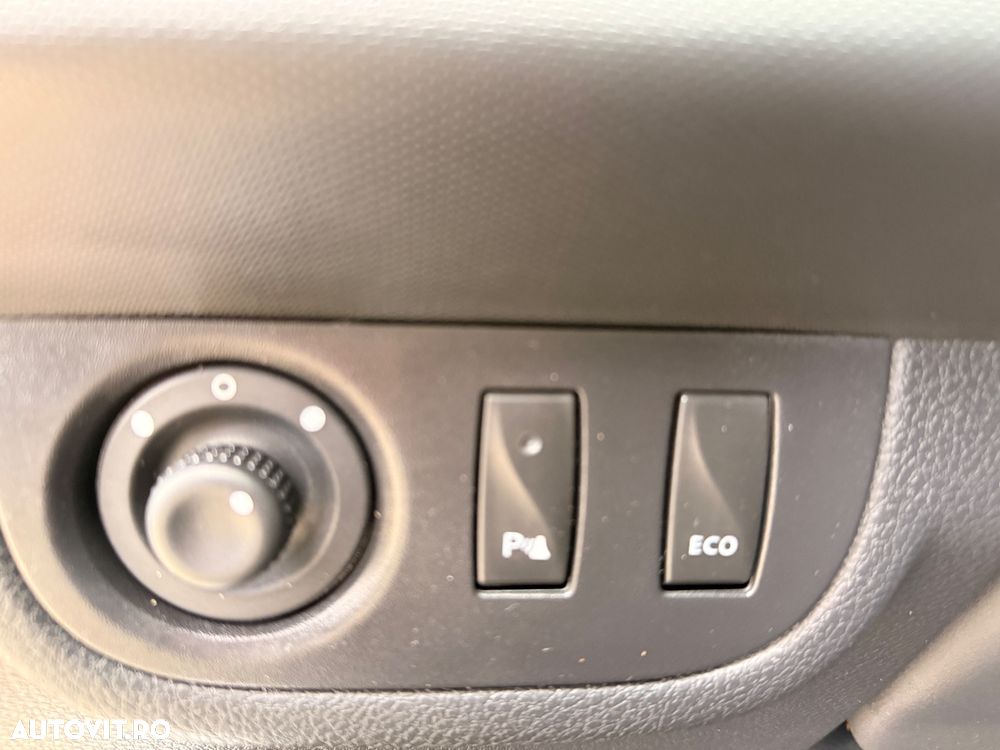 Dacia Logan MCV 0.9 TCe 90 CP Laureate - 13