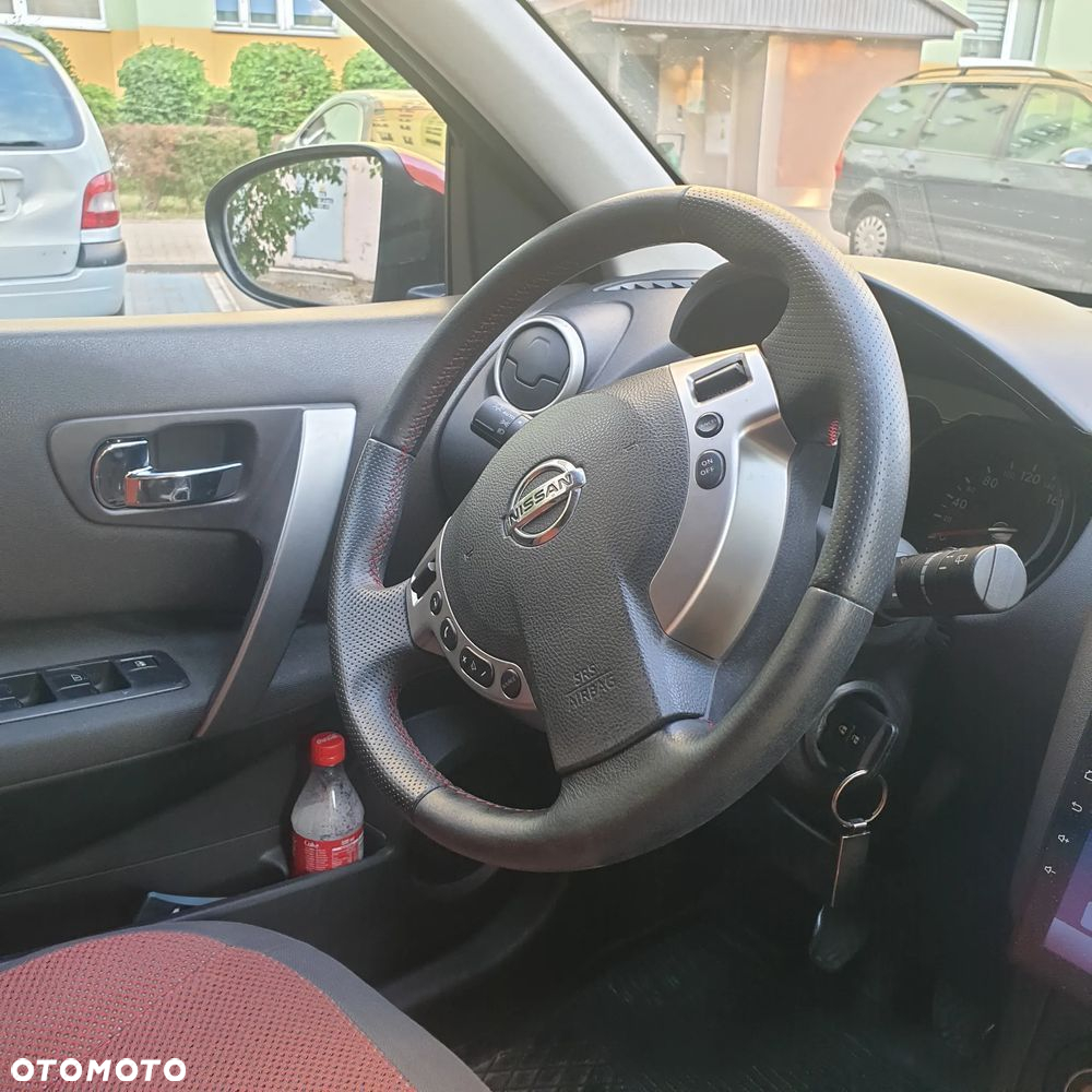 Nissan Qashqai - 10