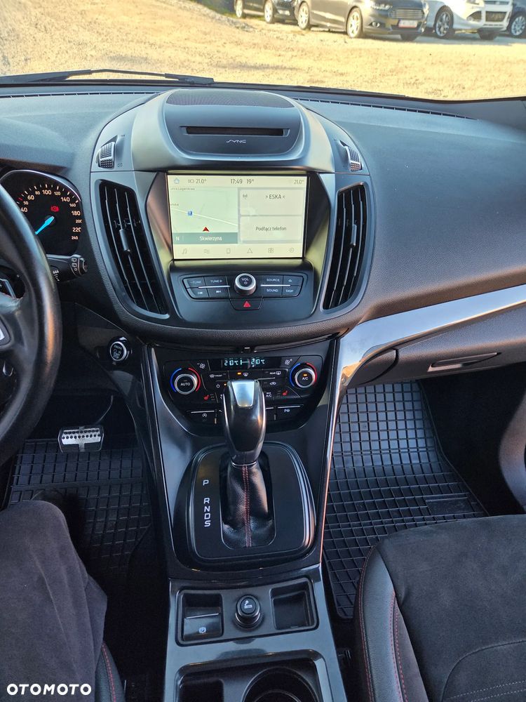 Ford Kuga 2.0 TDCi 4x4 ST-Line - 18