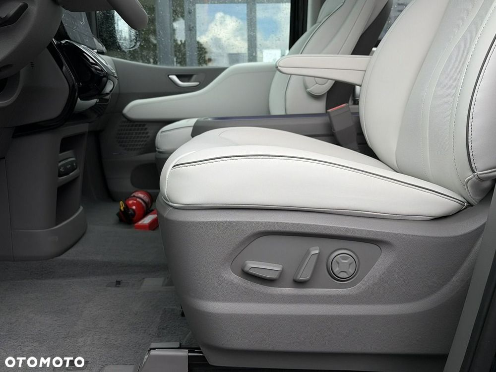 Hyundai Staria - 22