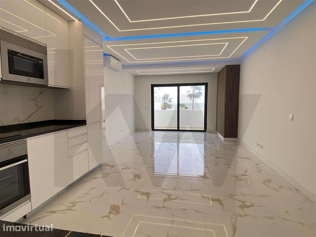 Apartamento T2 Renovado com vista mar - 1ª linha de mar em Quarteira - Grande imagem: 5/38