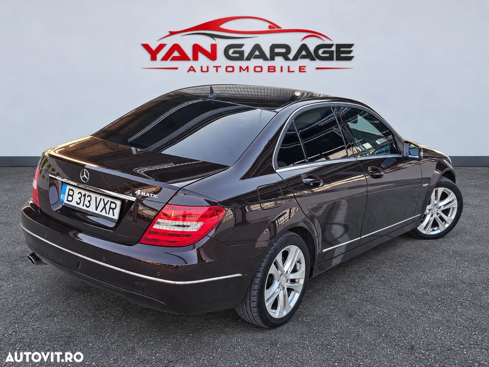 Mercedes-Benz C 250 (BlueTEC) d 4Matic 7G-TRONIC AMG Line - 11