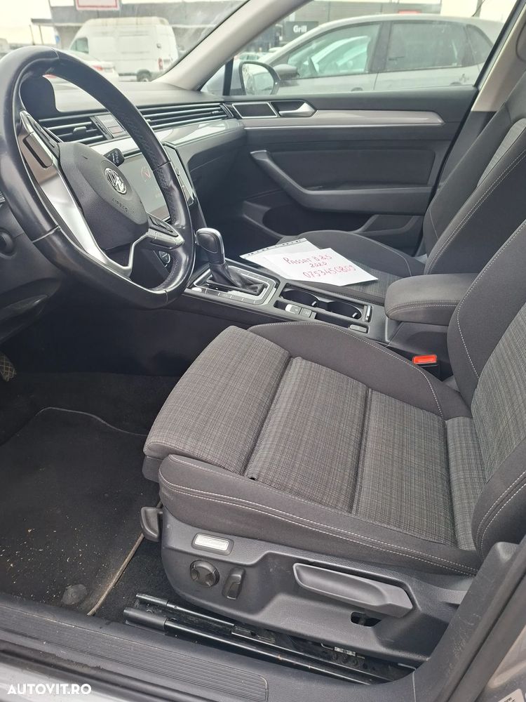 Volkswagen Passat 1.6 TDI (BlueMotion Technology) DSG Comfortline - 9