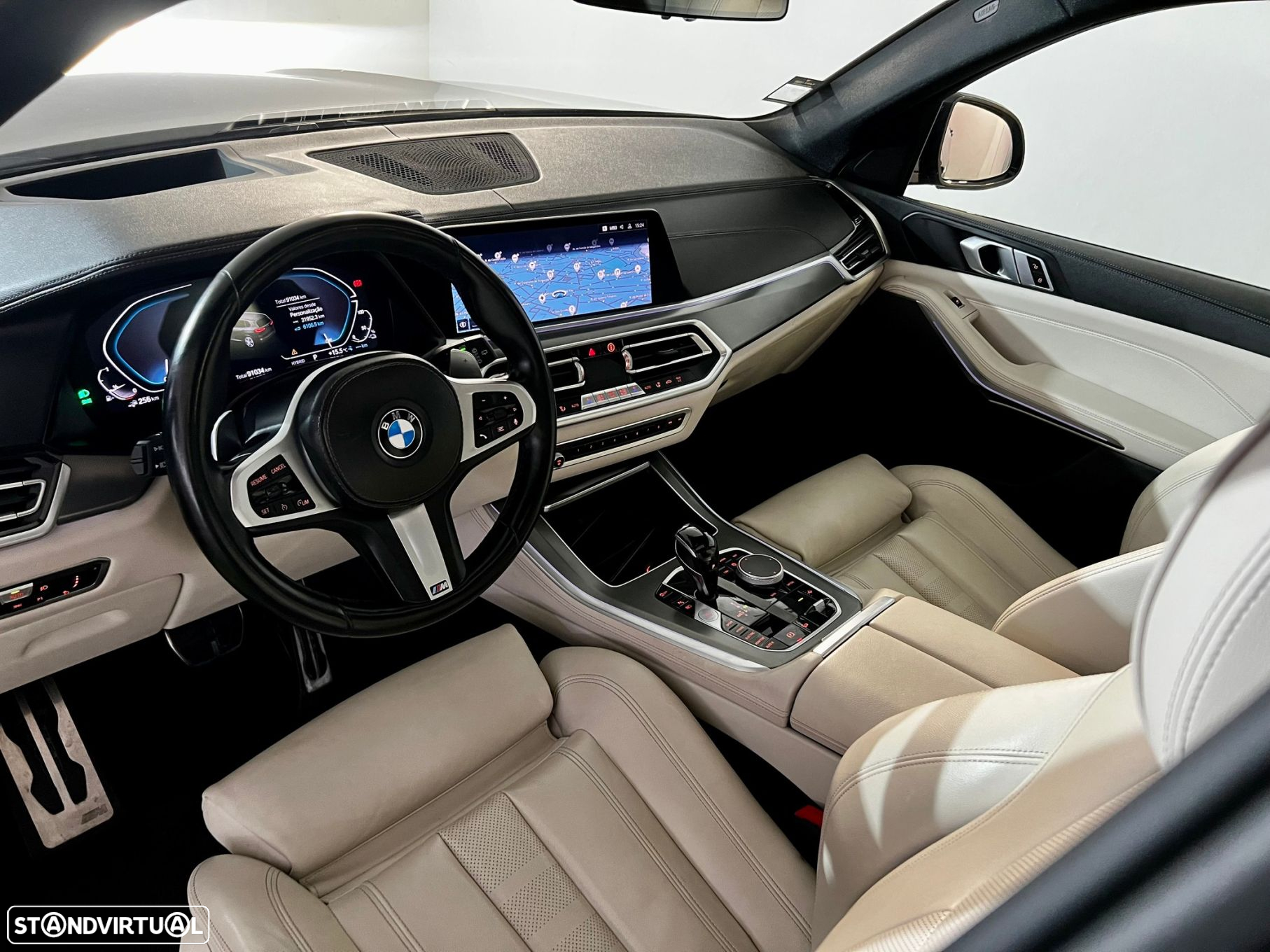 BMW X5 45 e xDrive Pack M - 17