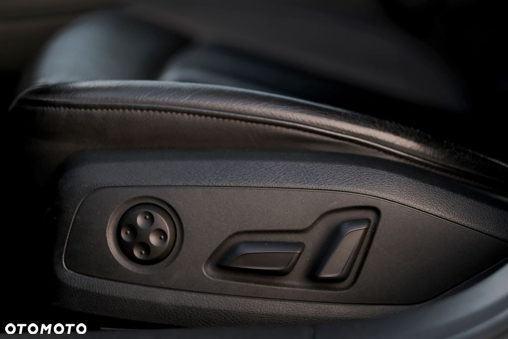 Audi A4 Limousine 2.0 TFSI quattro S tronic design - 21