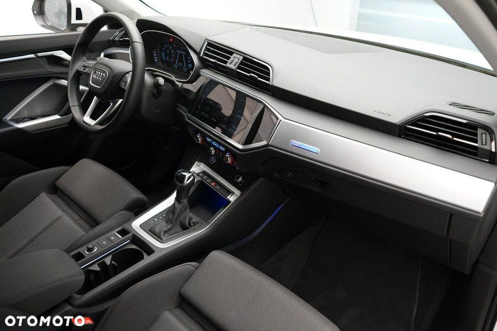 Audi Q3 Sportback - 17