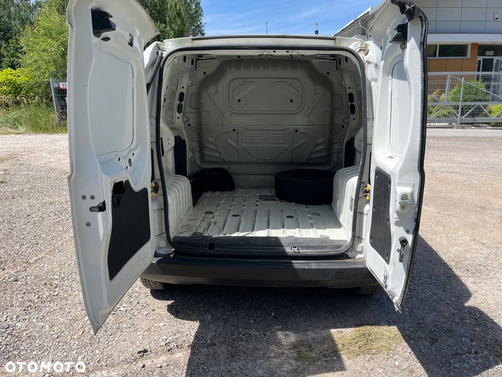 Fiat Fiorino 1.4 Easy - 9