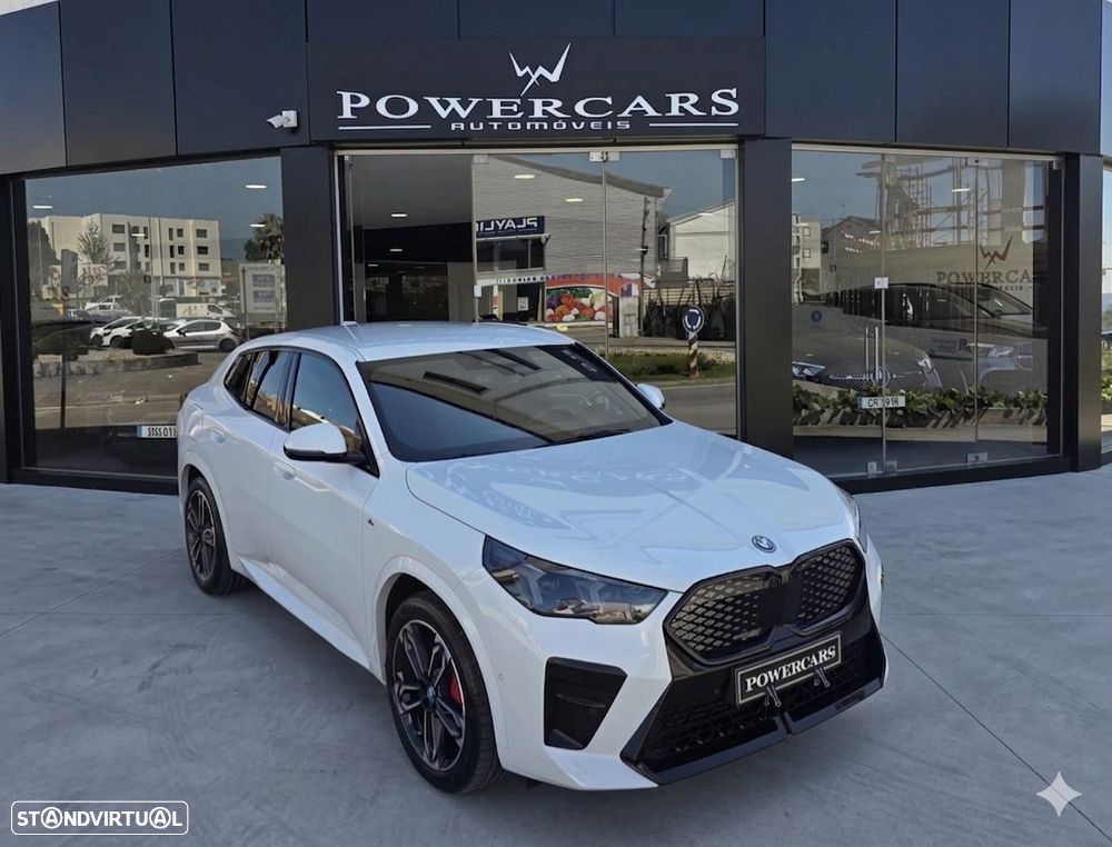 BMW iX2 eDrive20 Pack Desportivo M Pro - 10