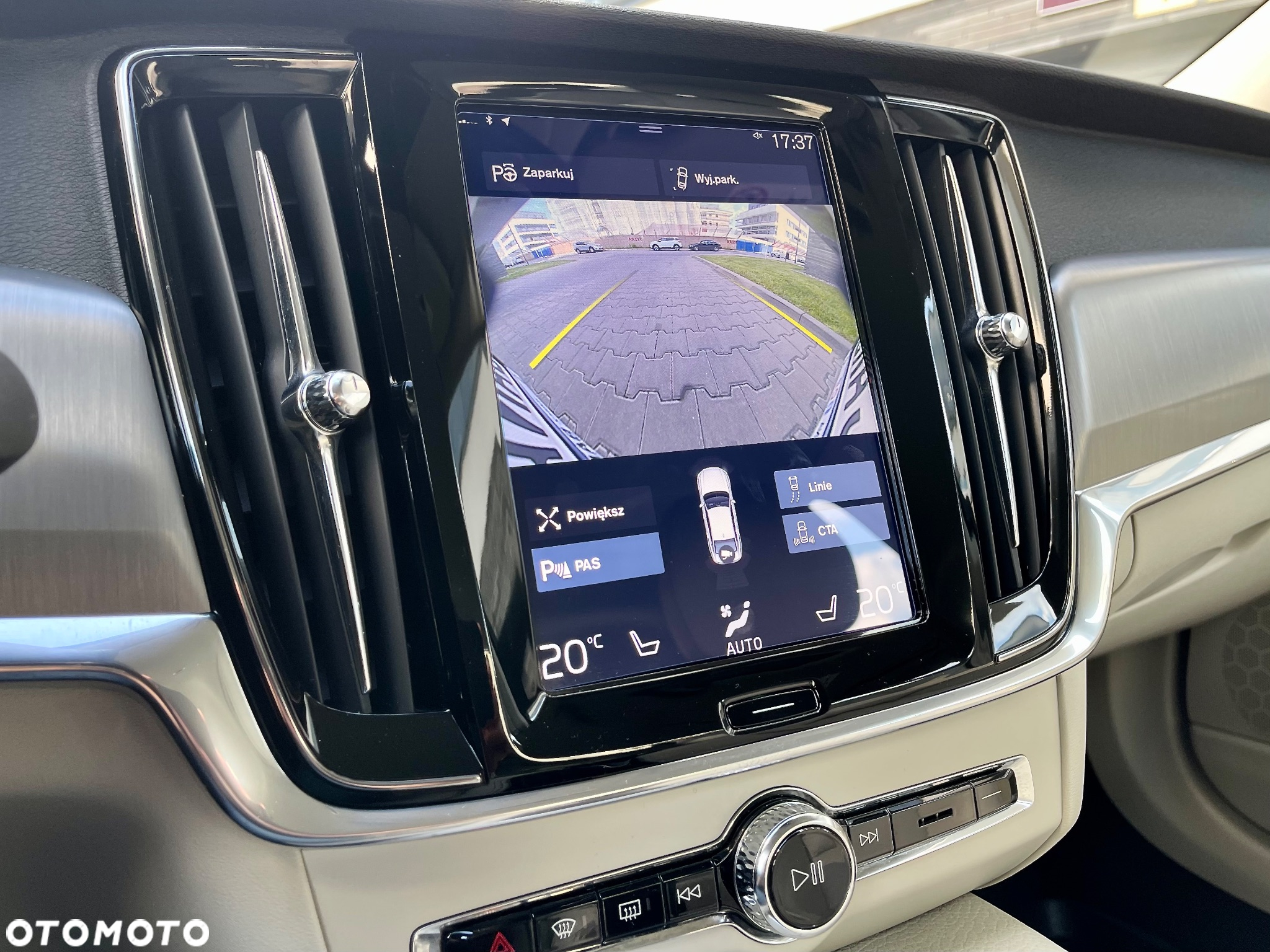 Volvo S90 - 37