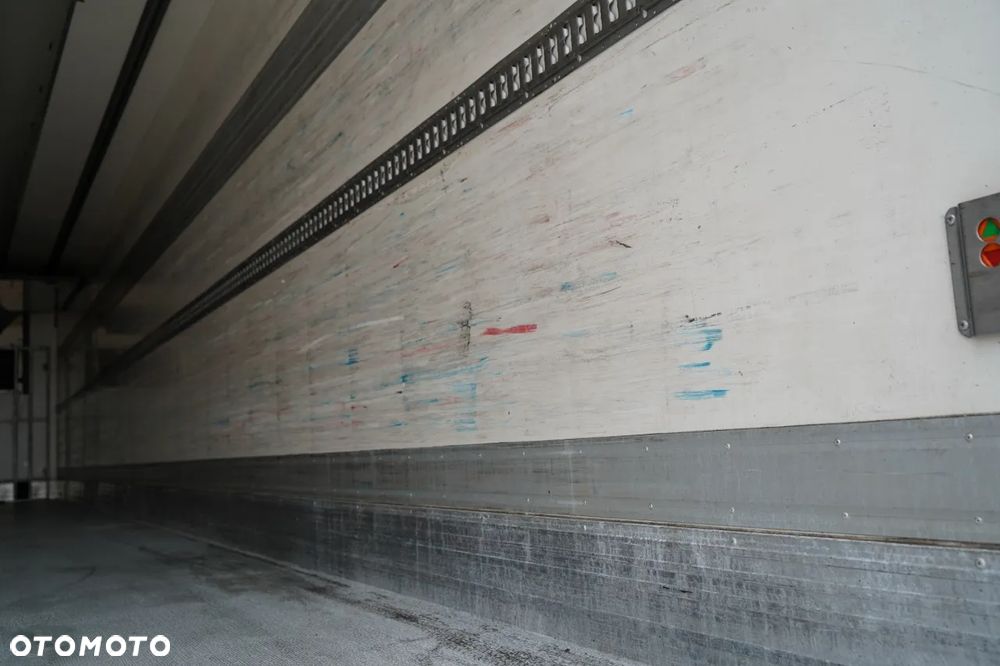 Chereau CHŁODNIA / THERMO KING SLXE 400 / OŚ PODNOSZONA / WINDA DHOLLANDIA  3 000 KG / ROLETA ELEKTRYCZNA / SAF - 21