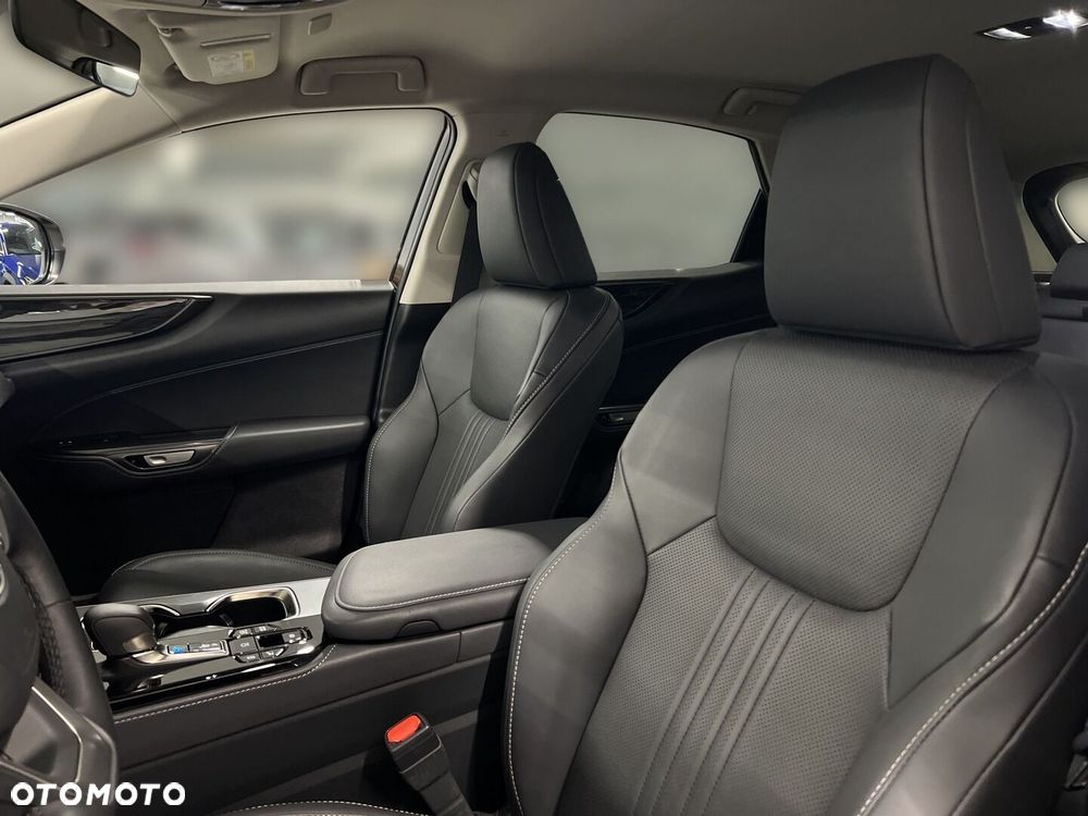 Lexus NX - 11