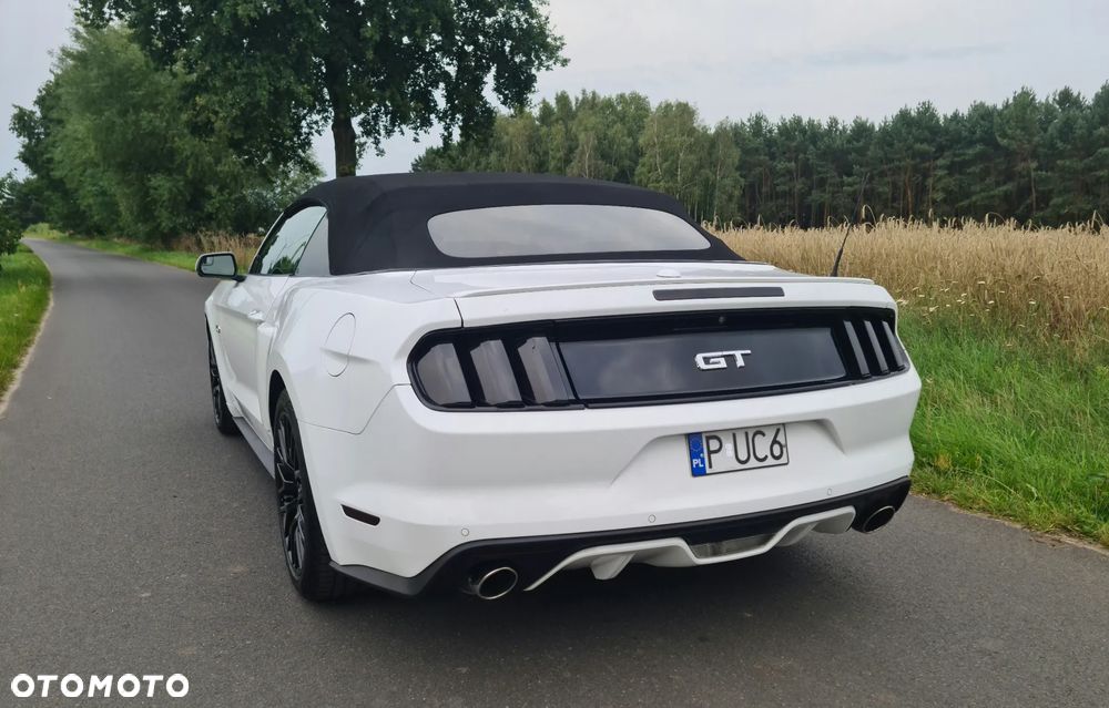 Ford Mustang 5.0 V8 GT - 8
