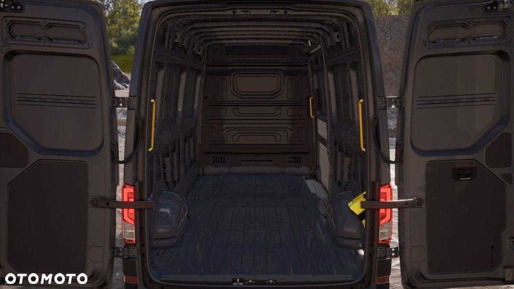 Volkswagen Crafter - 13